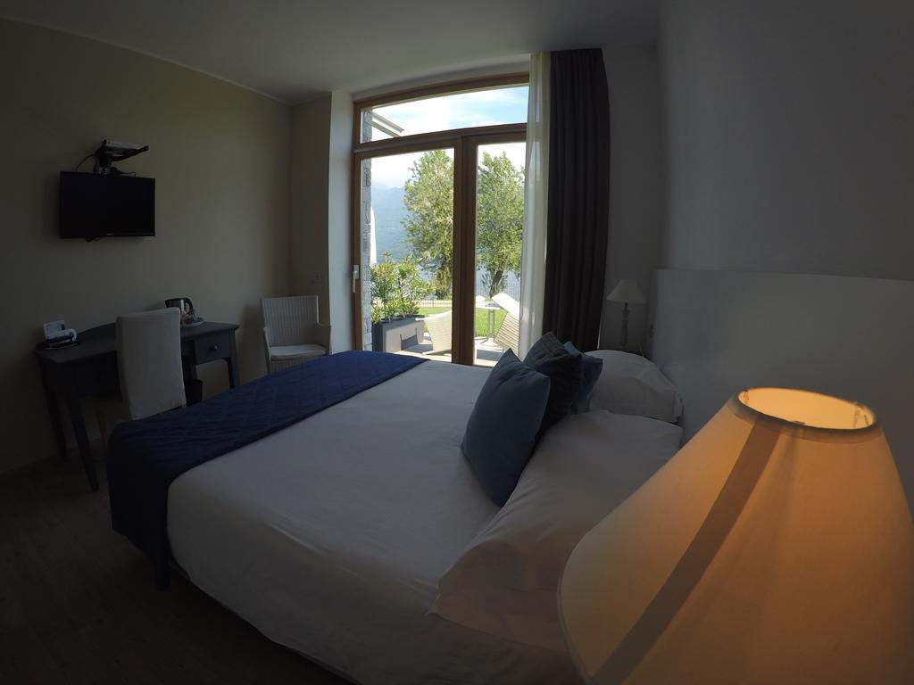 Tullio Hotel Gravedona Szoba fotó