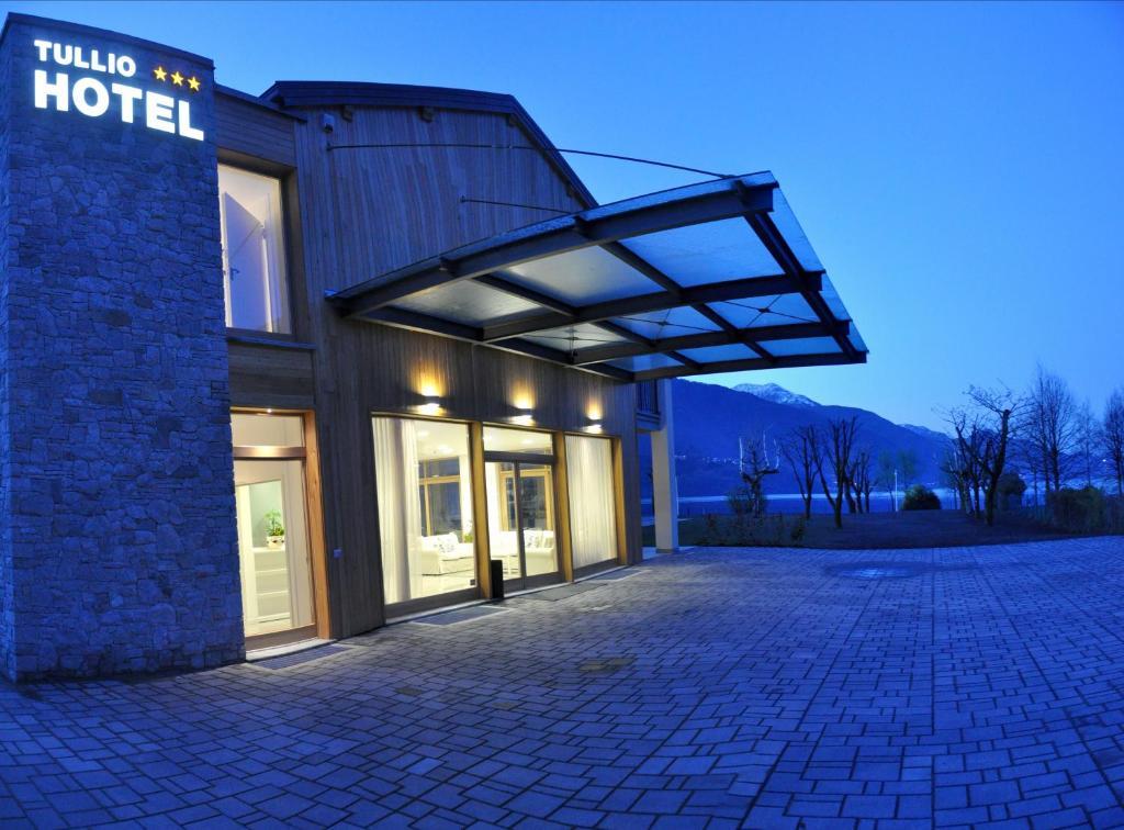 Tullio Hotel Gravedona Kültér fotó
